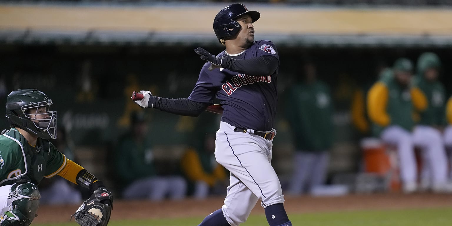 Jose Ramirez hits 2 HRs in 8-3 Guardians win