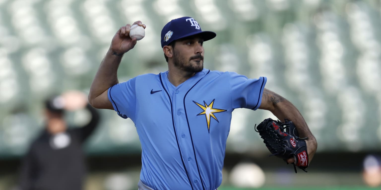 WASHINGTON, DC - APRIL 04: Tampa Bay Rays center fielder Jose Siri (22)  focuses on the pitcher during the Tampa Bay Rays versus Washington  Nationals MLB game at Nationals Park on April