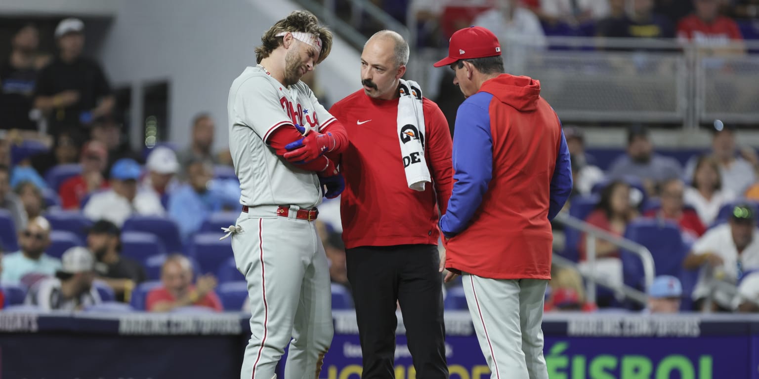 Bryce Harper fez um home run na derrota dos Phillies para os Marlins