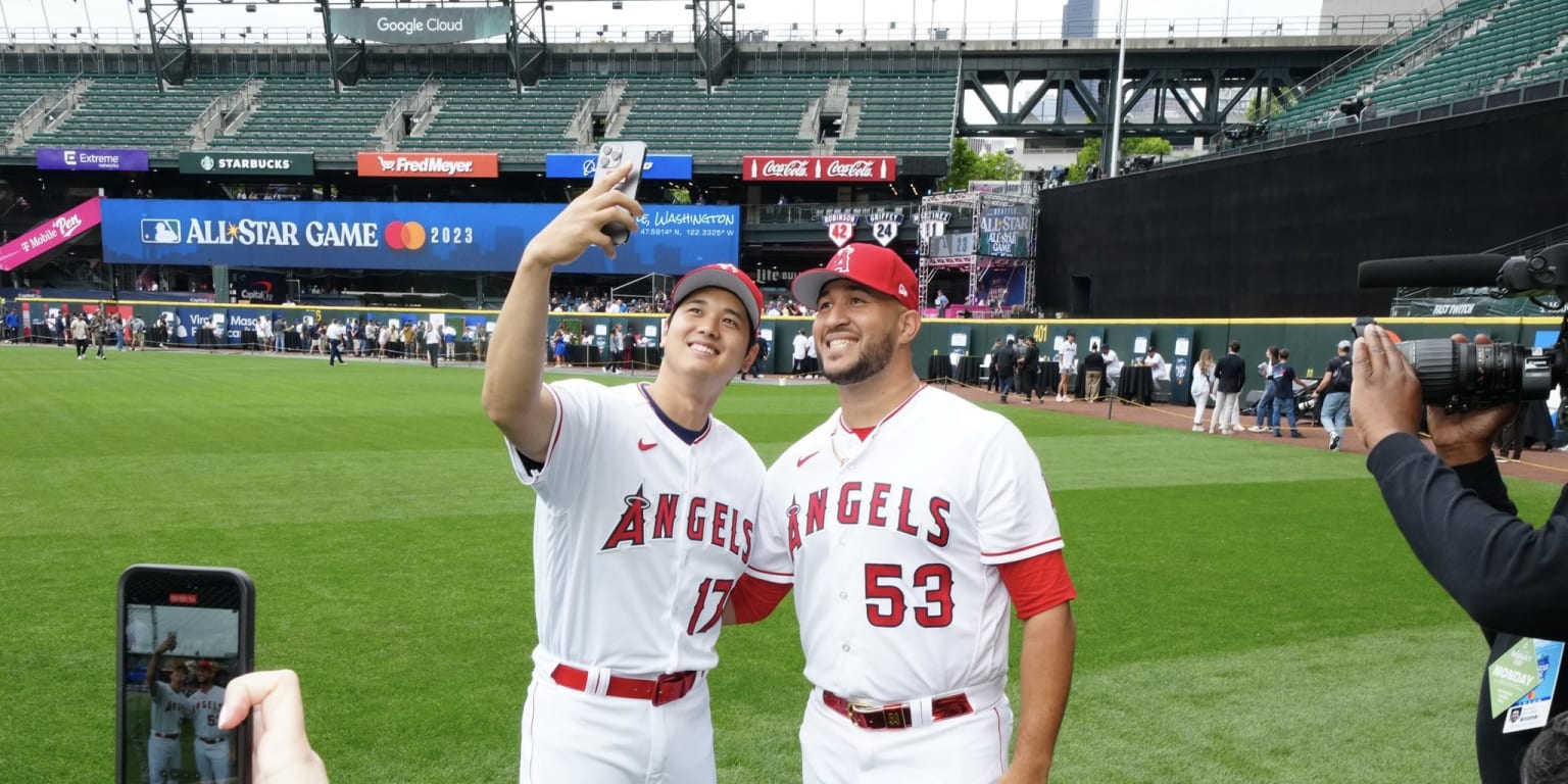 2022 MLB All-Star Game video: Shohei Ohtani picked off by Clayton Kershaw  in first inning [VIDEO] - DraftKings Network