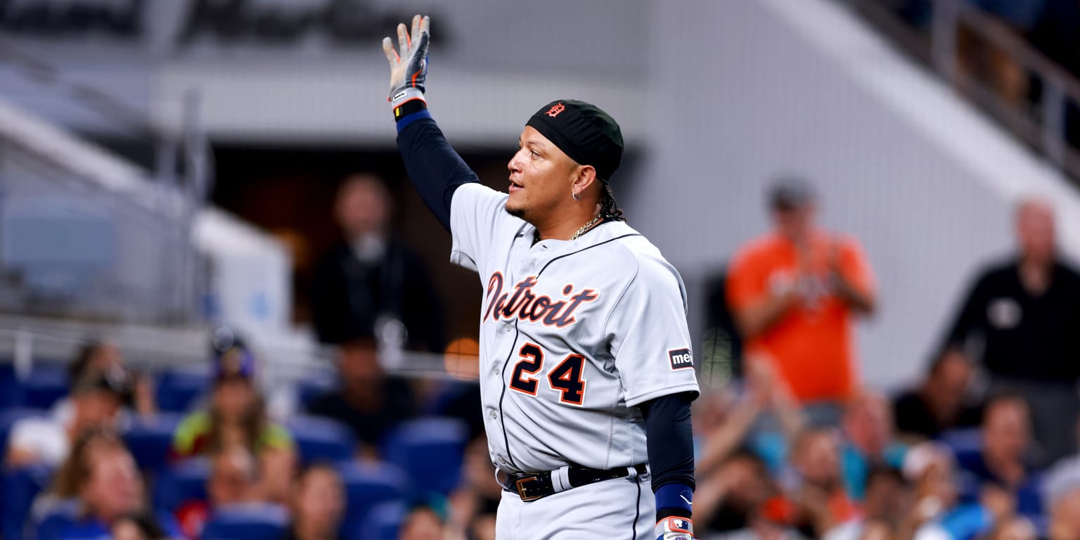 ‘Still a kid at heart,’ Miggy gives Miami one final thrill in sendoff