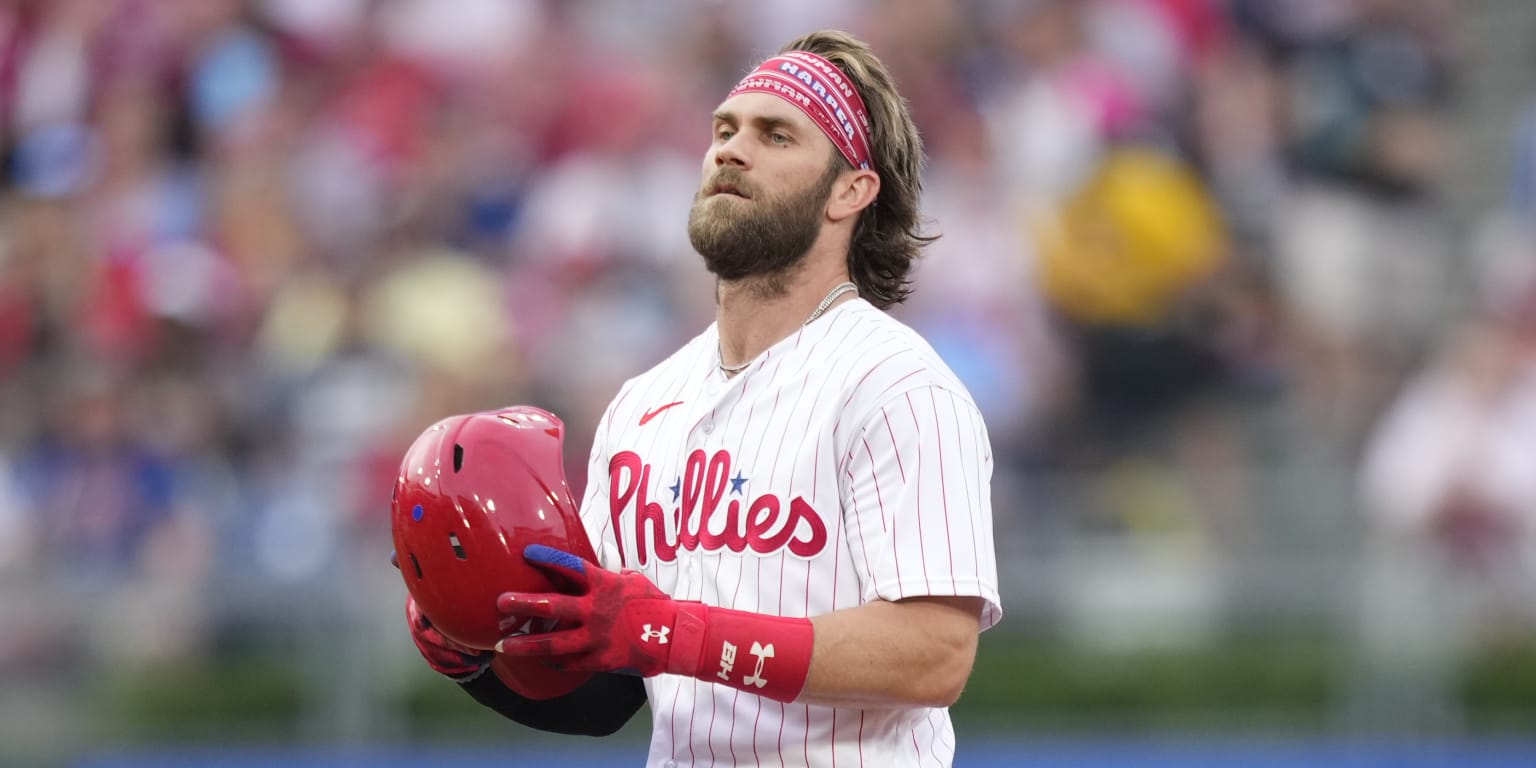 Bryce goes full dad mode with upset younger fan
