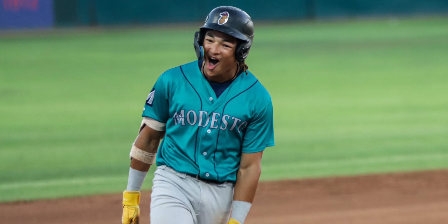 Tai Peete's first pro two homers are grand, indeed thumbnail