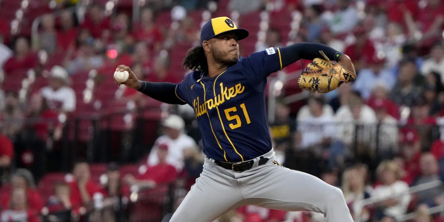 Yankees, Red Sox, Giants among teams interested in Peralta (report)