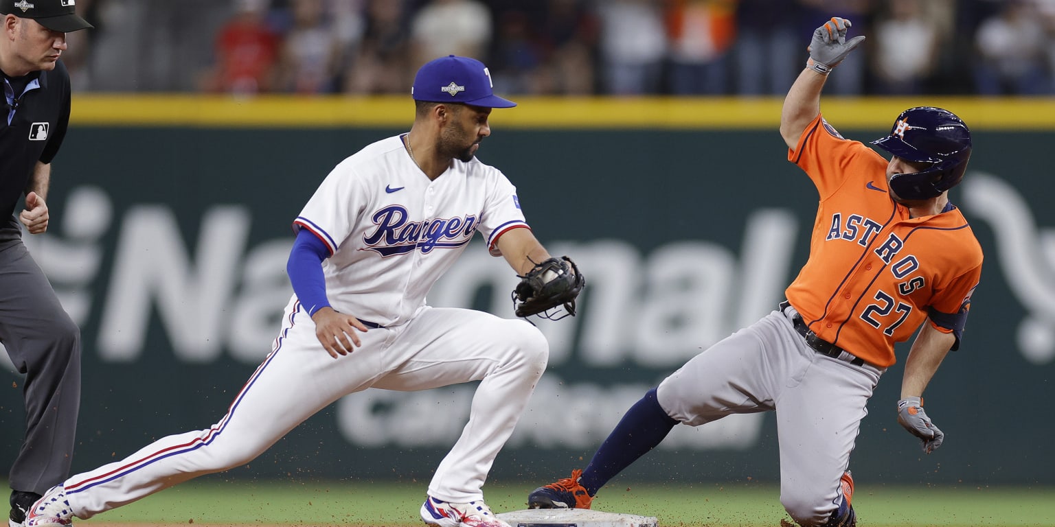 Altuve once again joins a select group in the postseason