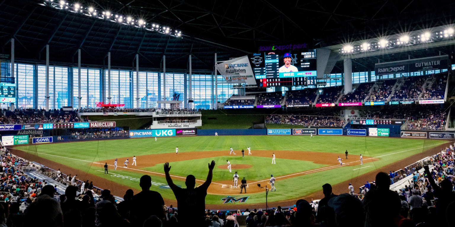 Marlins adjust start times for Friday, Saturday games