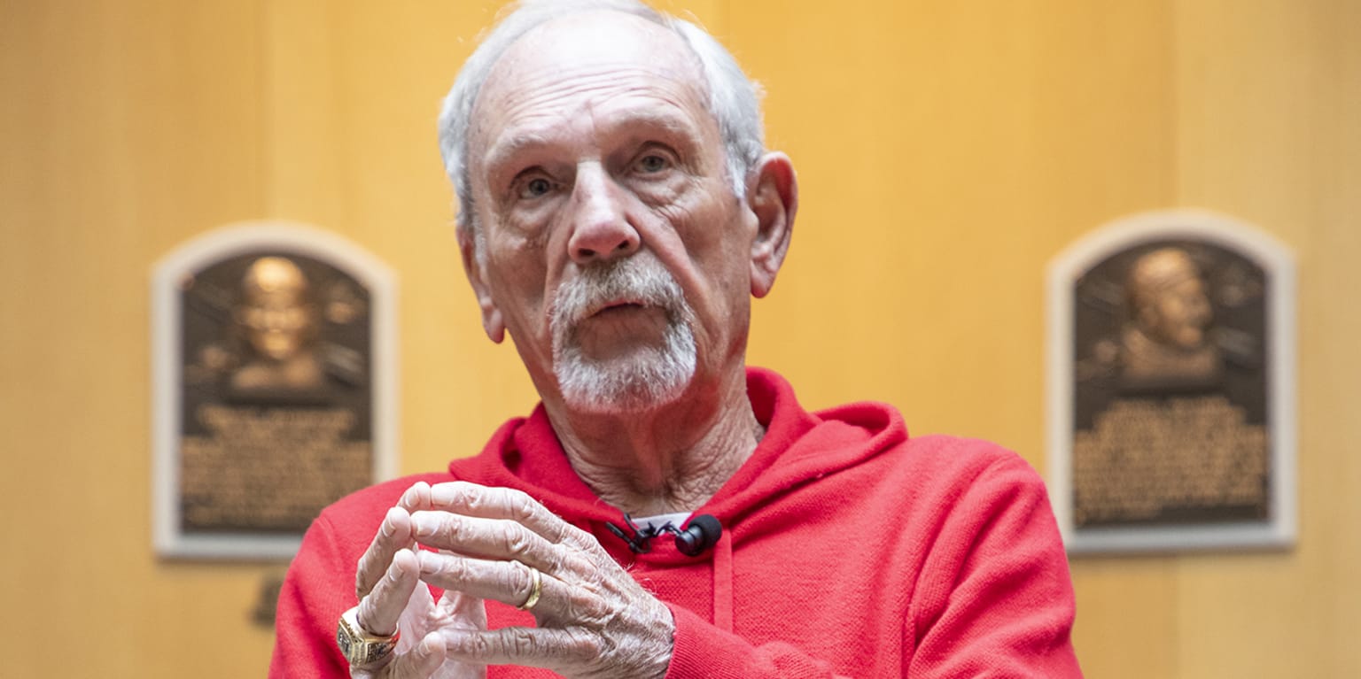Jim Leyland visits Hall of Fame