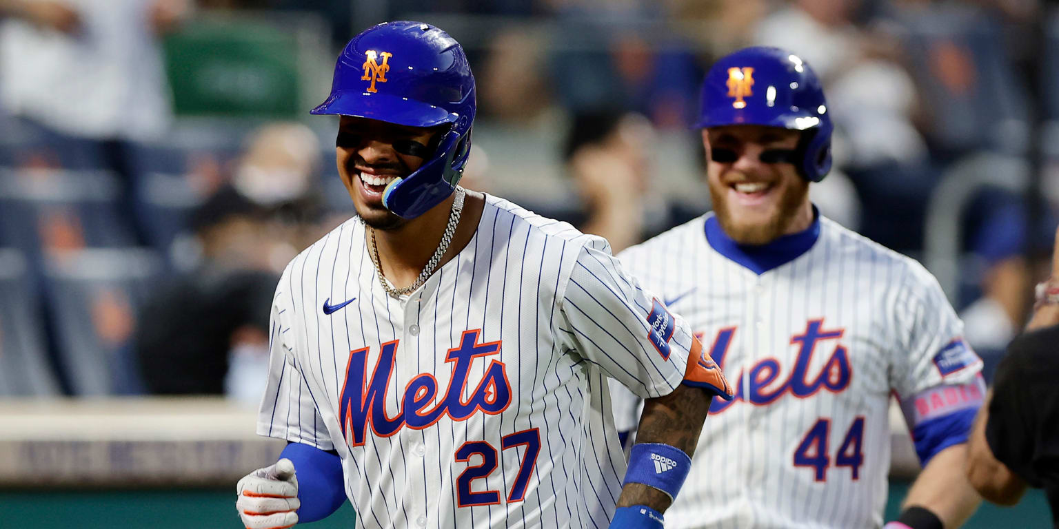 Vientos takes Cole deep twice as Mets outslug Yankees