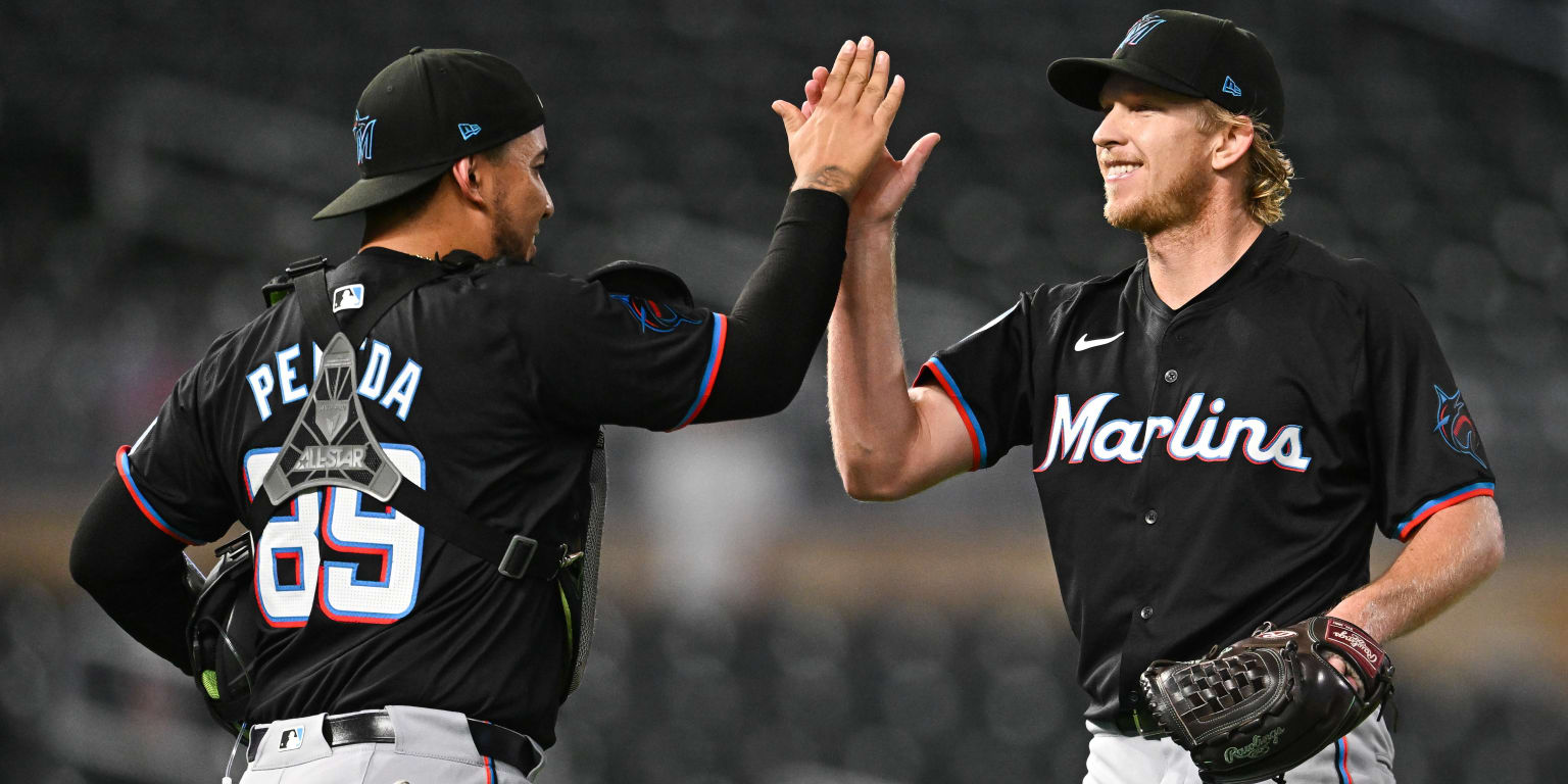 Marlins play spoiler with extrainning win over Twins