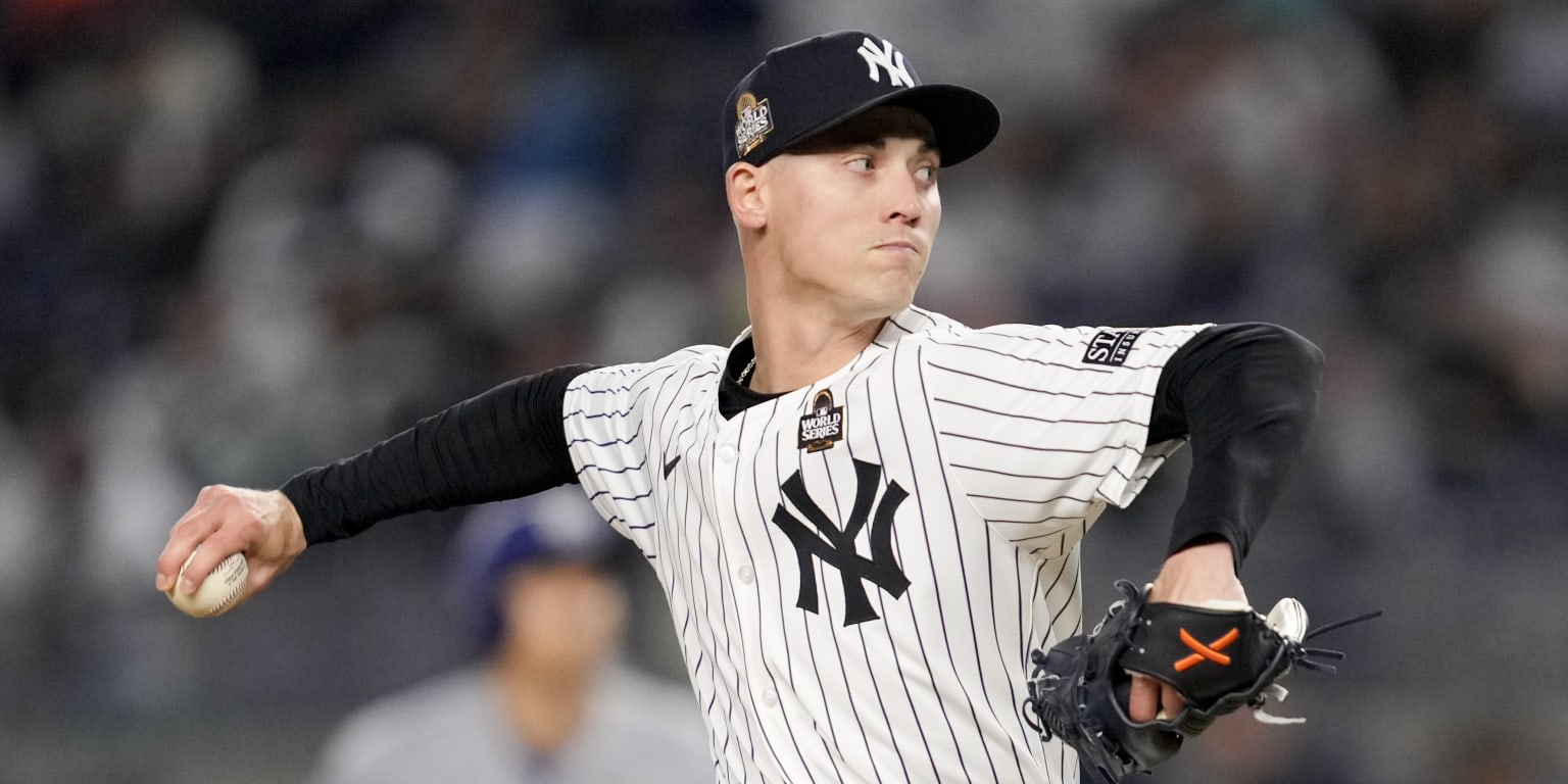 Luke Weaver's option for 2025 exercised by Yankees