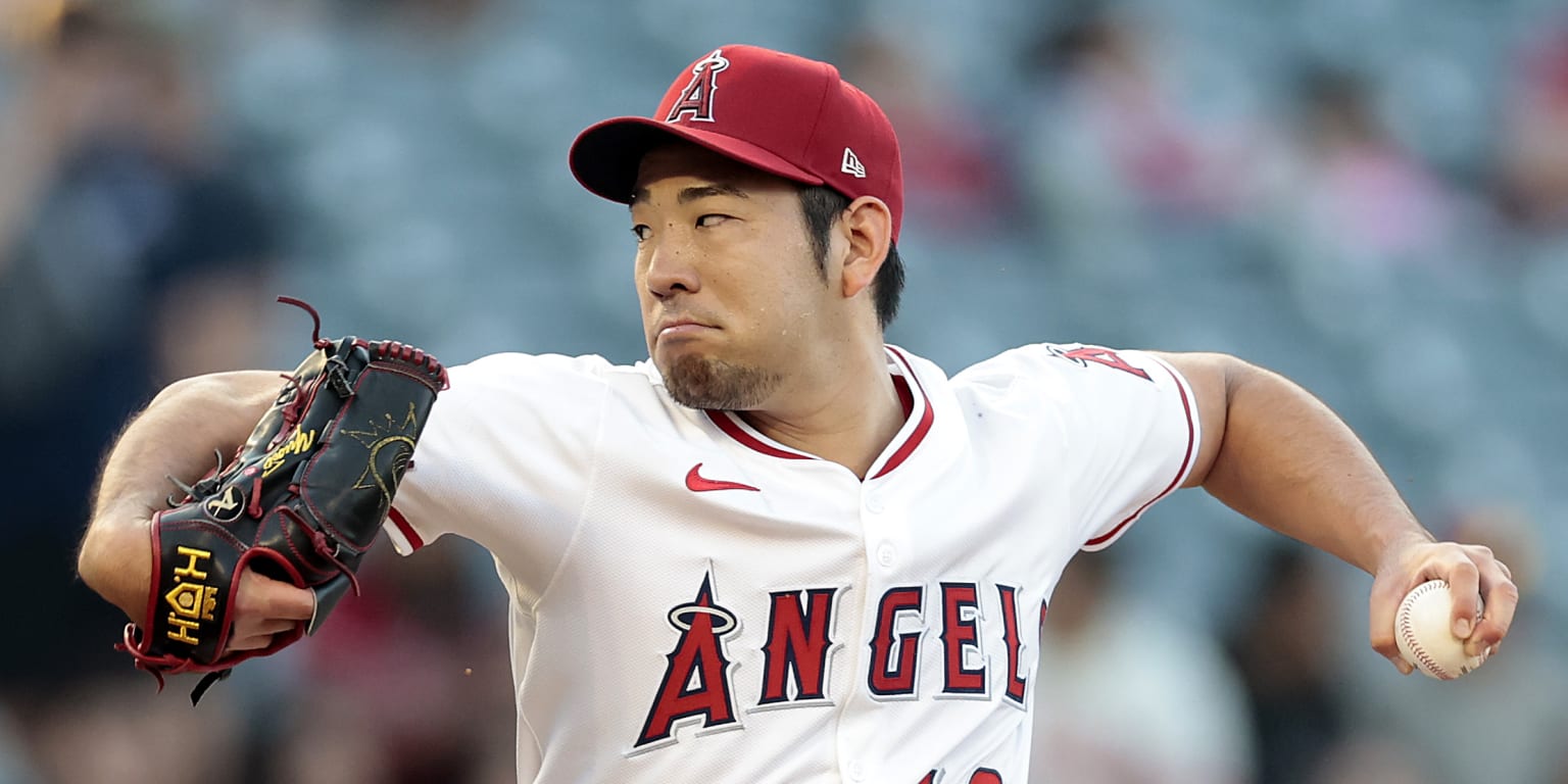 Yusei Kikuchi allows one hit while pitching into 8th inning vs. A's