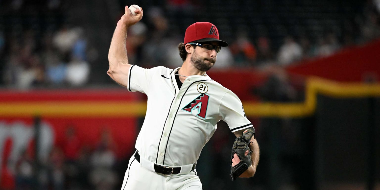 Zac Gallen's milestone night keeps Diamondbacks in Wild Card chase