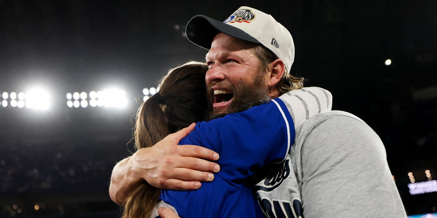 Kershaw closes book on awesome career with 3rd championship