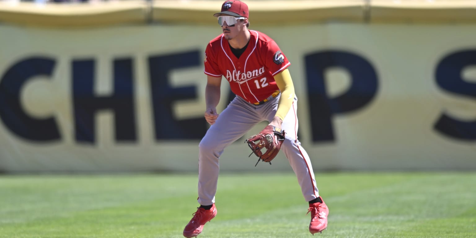 Bucs' shortstop of the future? Griffin evolving with glove Bucs' shortstop of the future? Griffin evolving with glove