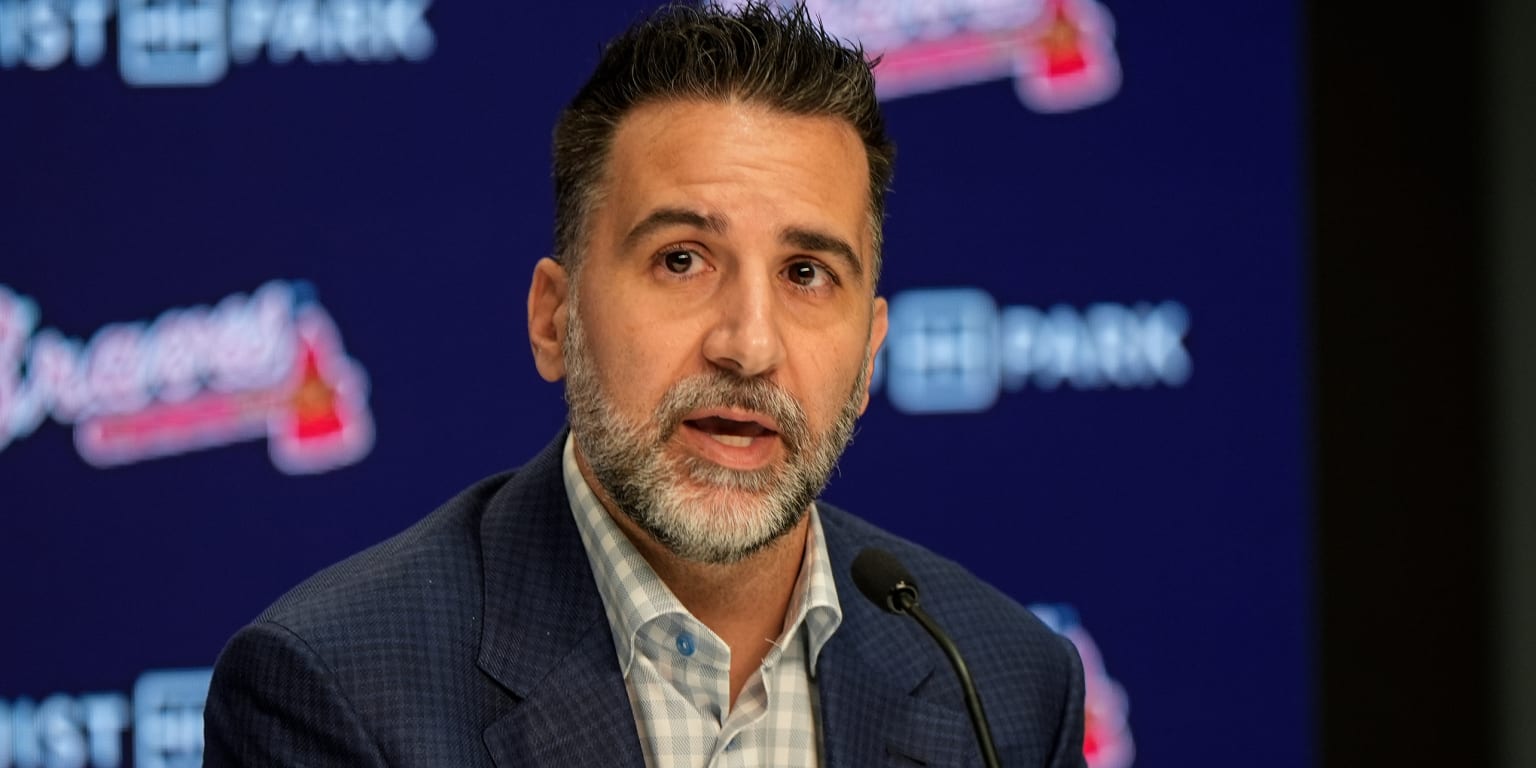 Anthopoulos says shortstop, starting pitcher top priorities 