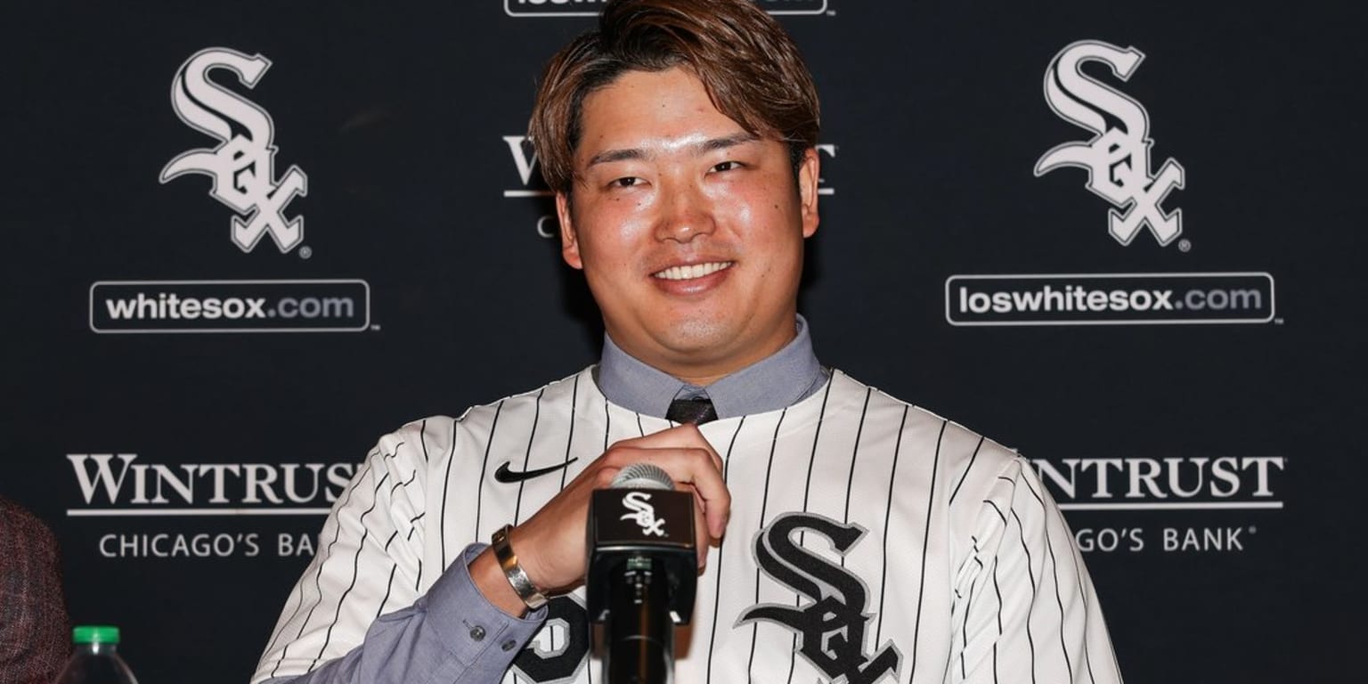 Murakami brings powerful presence, personality to White Sox lineup