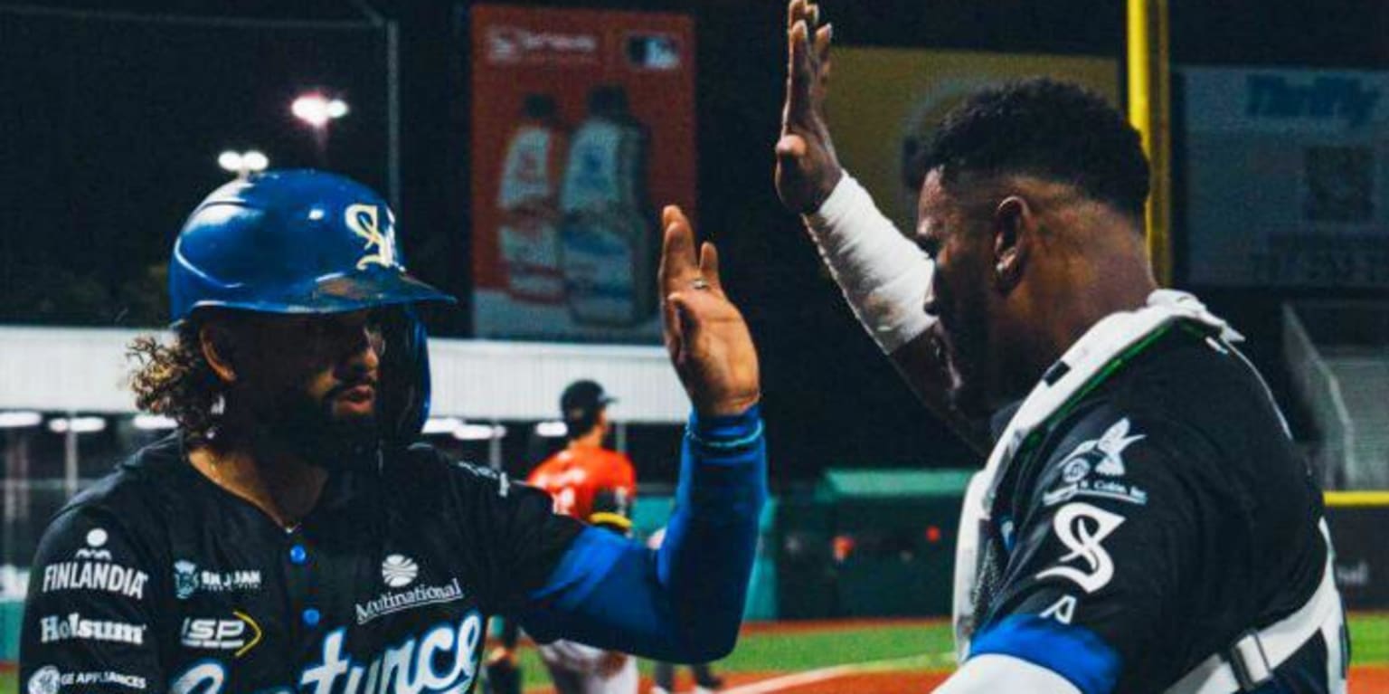Cangrejeros toman ventaja de 2-0 vs. Leones en la Serie Final