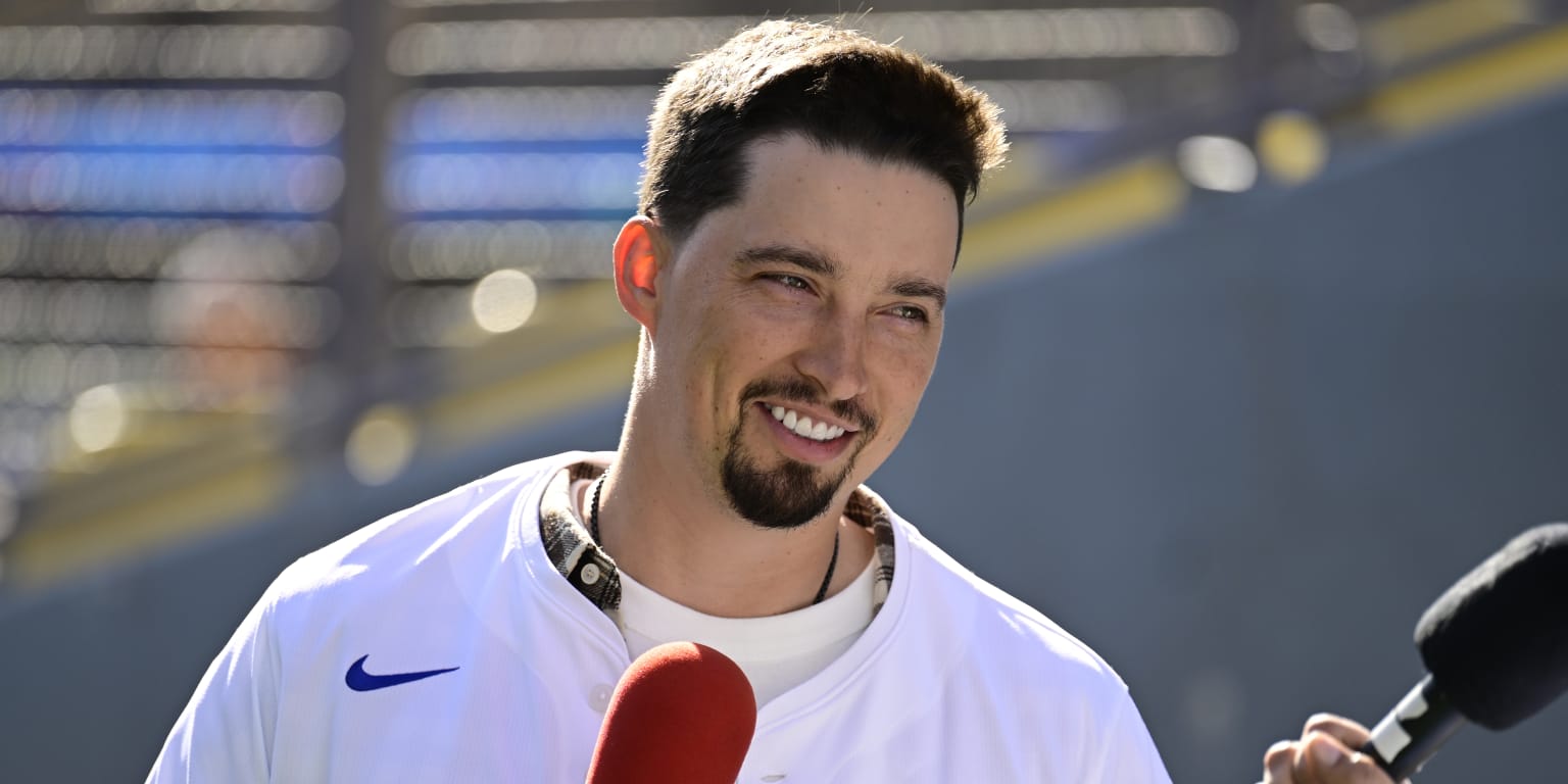 Snell taking it slow, hopes to be ready by Opening Day