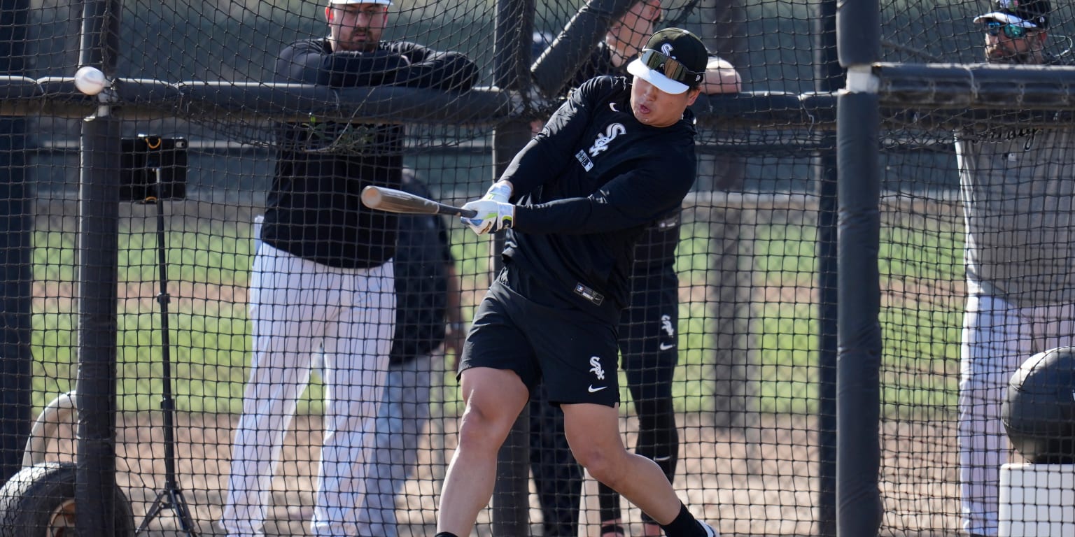 Murakami's majestic early cuts a pretty sight at White Sox camp