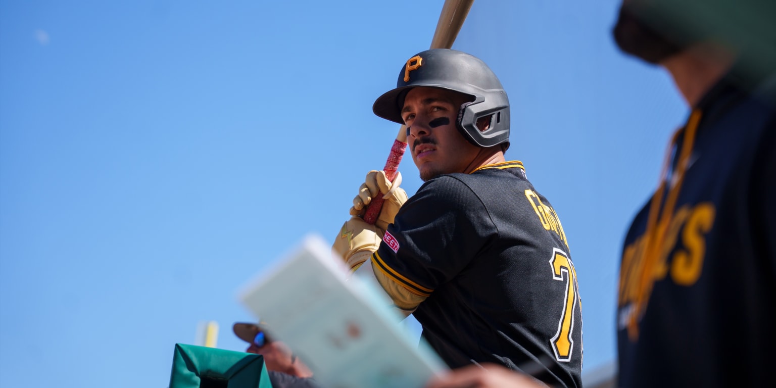 MLB's top overall prospect leaves no doubt about first 2 spring HRs