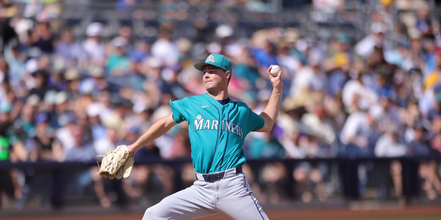 Anderson (3 K's) looks right at home in first Cactus start -- just don't call it a debut