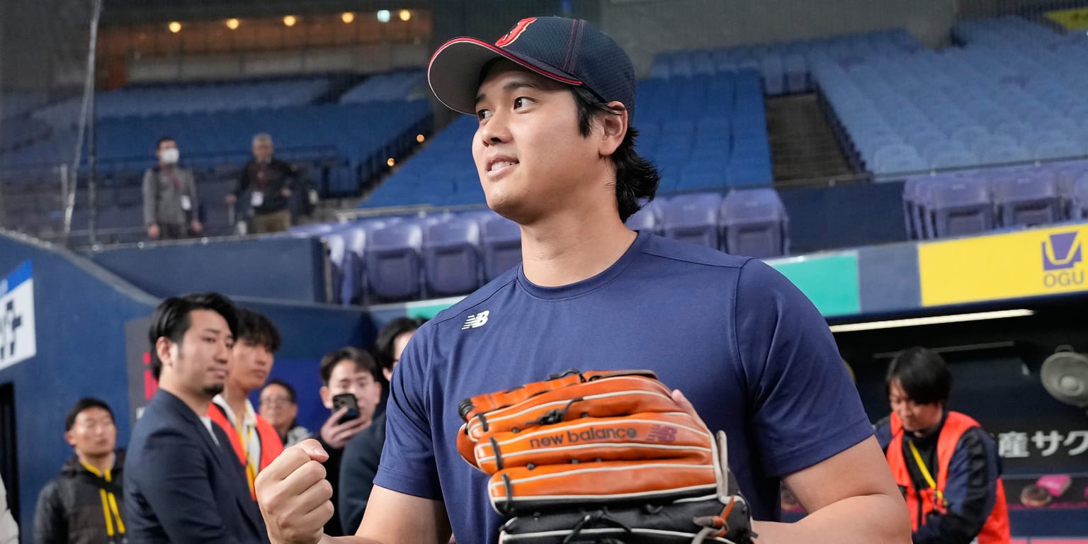 Watch what happens when Ohtani arrives in Osaka for Classic