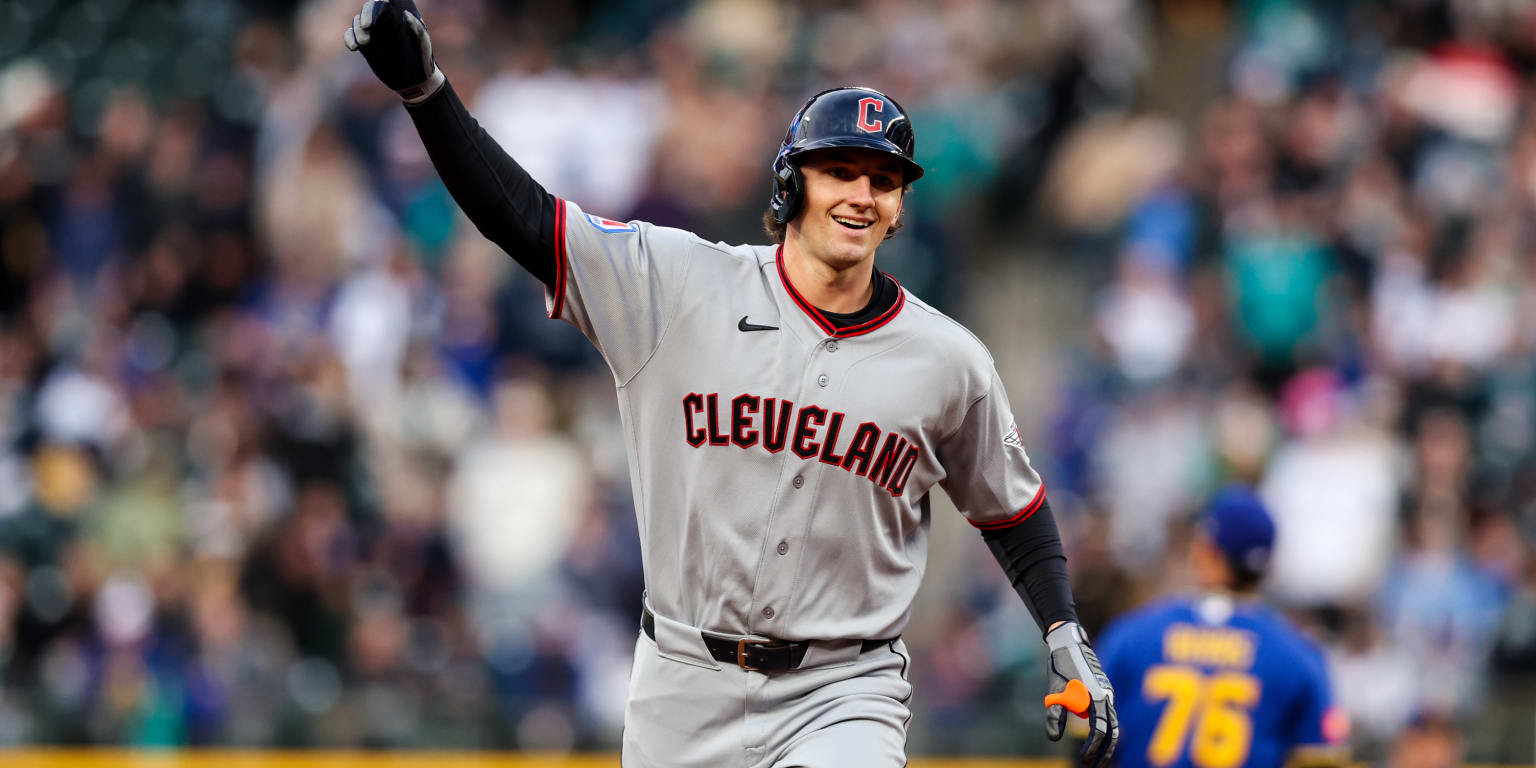 DeLauter again! Guards rookie can't stop hitting home runs