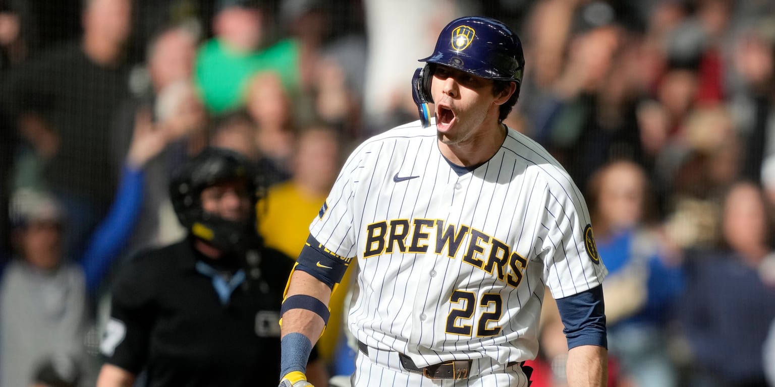 First career pinch-hit HR? Yelich makes it a game-winner in stunning rally