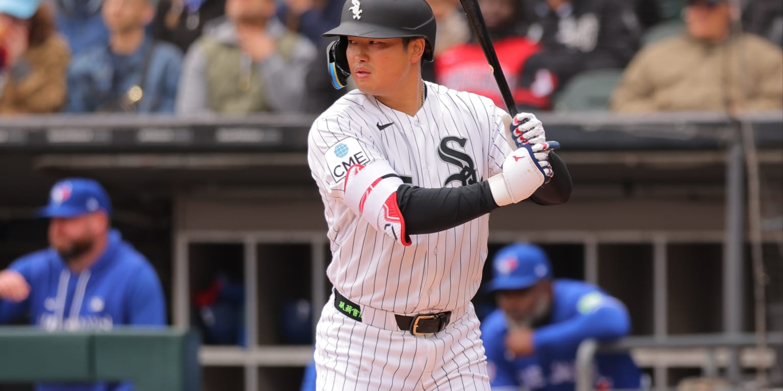 Murakami rips 1st Chicago long ball, becomes fastest Japanese player to 4 MLB HRs