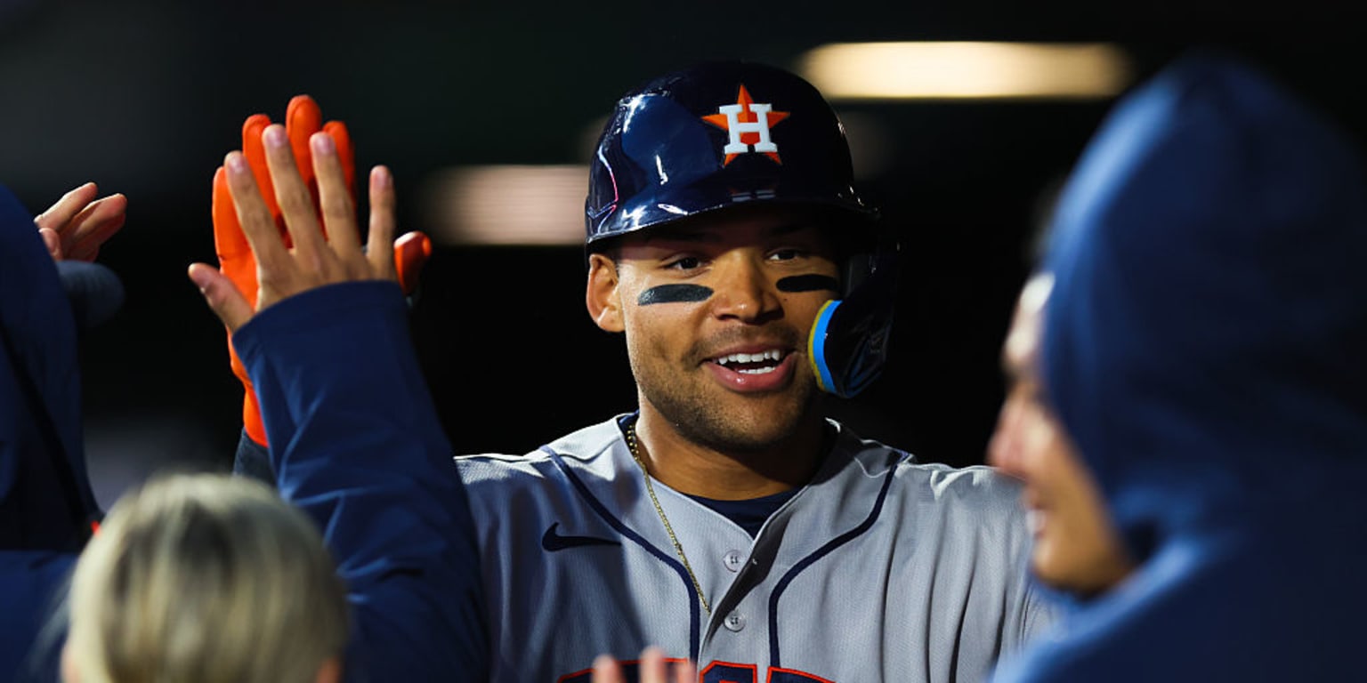 Cam Smith's homer not enough for Astros in loss to Rockies