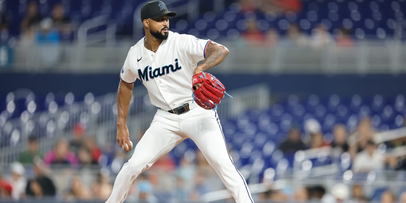 Marlins forfeit lead after removing Sandy Alcantara in ninth inning