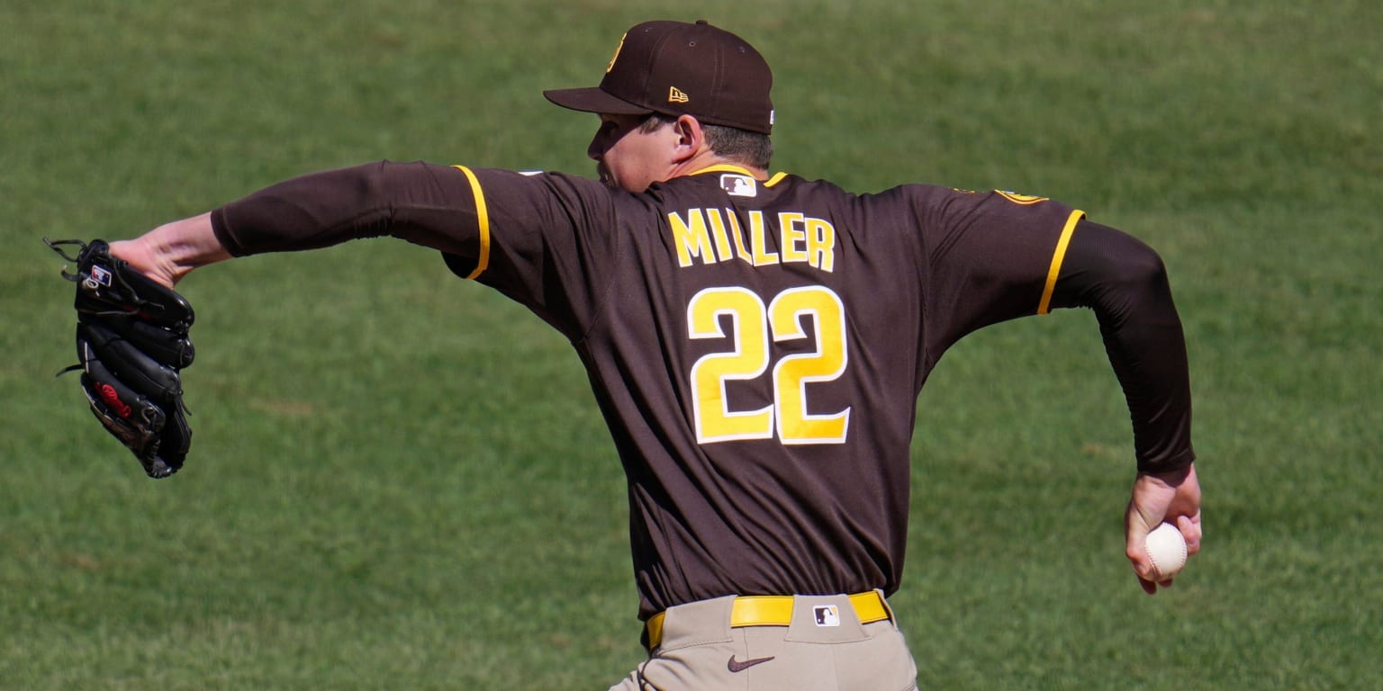 Miller's K streak ends at 11 batters, but he's still scoreless since August