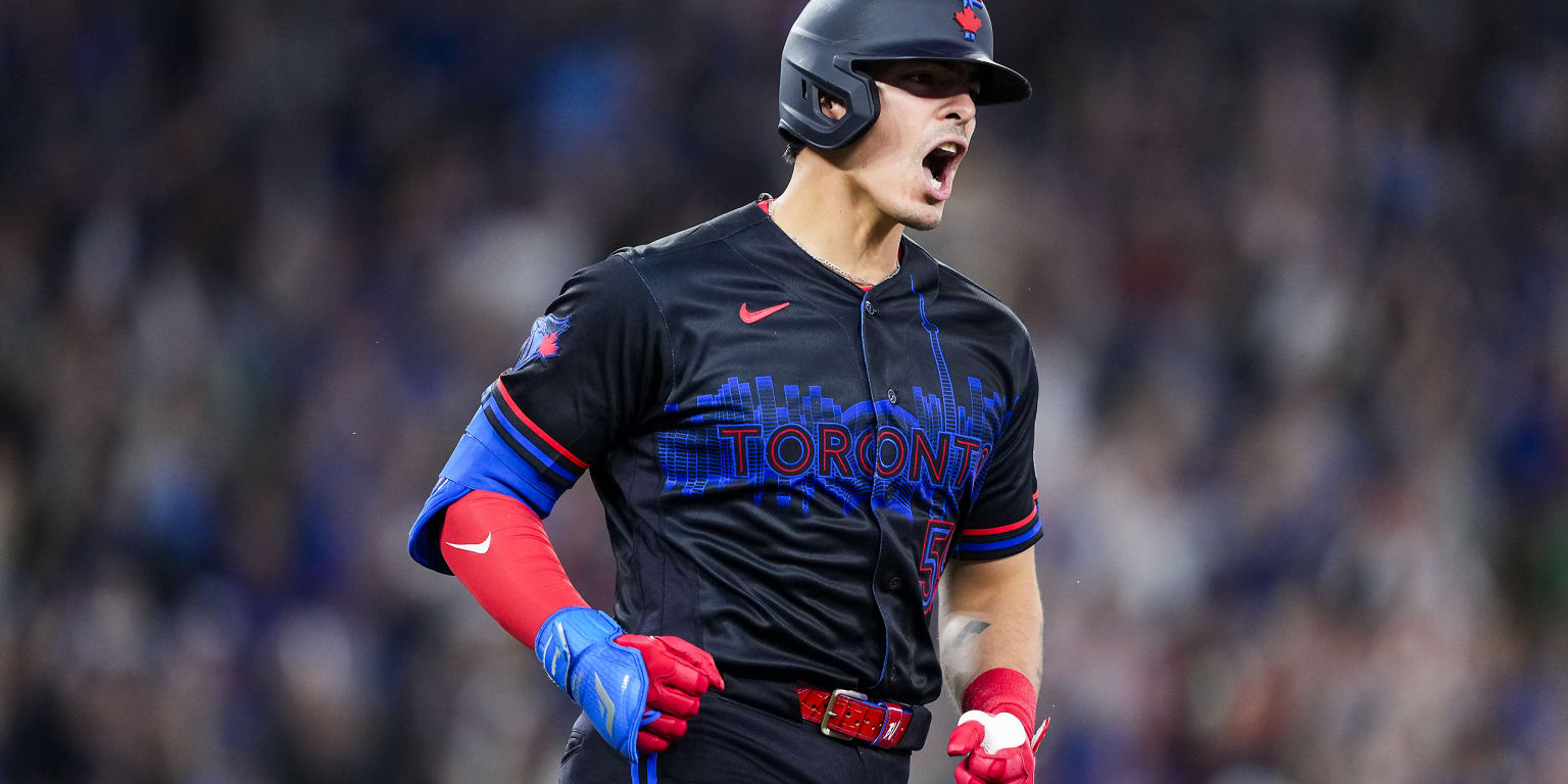 Brandon Valenzuela hits first career home run in Blue Jays' win