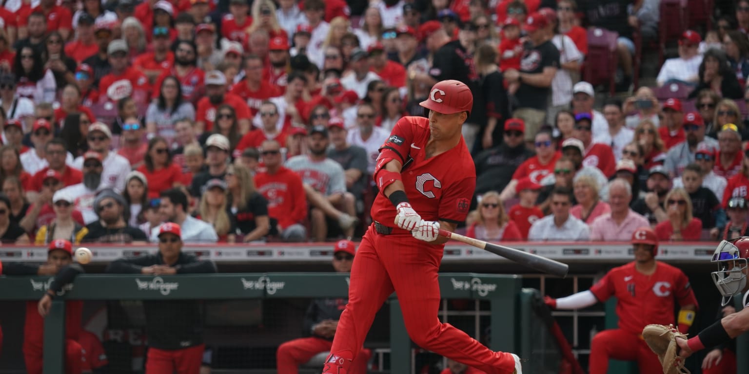 Reds dazzle in new City Connects as they ride 4-run first to win over Angels