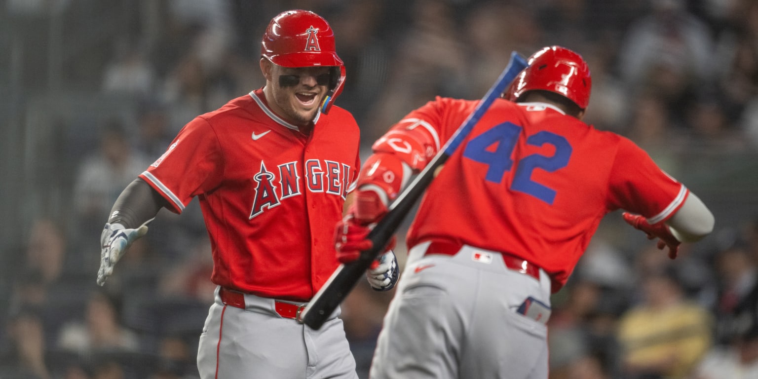 Jersey boy Trout hits fourth HR in three games at Yankee Stadium