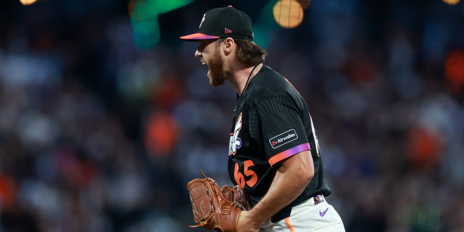 Roupp's gem, bullpen lift Giants past Dodgers in opener