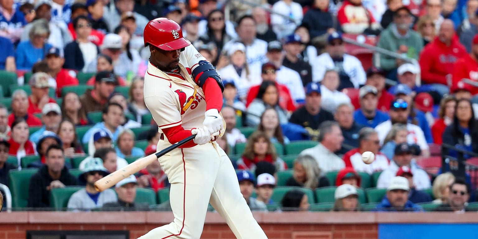 Swing tweak helps Walker stay red-hot as Cards win 6th straight