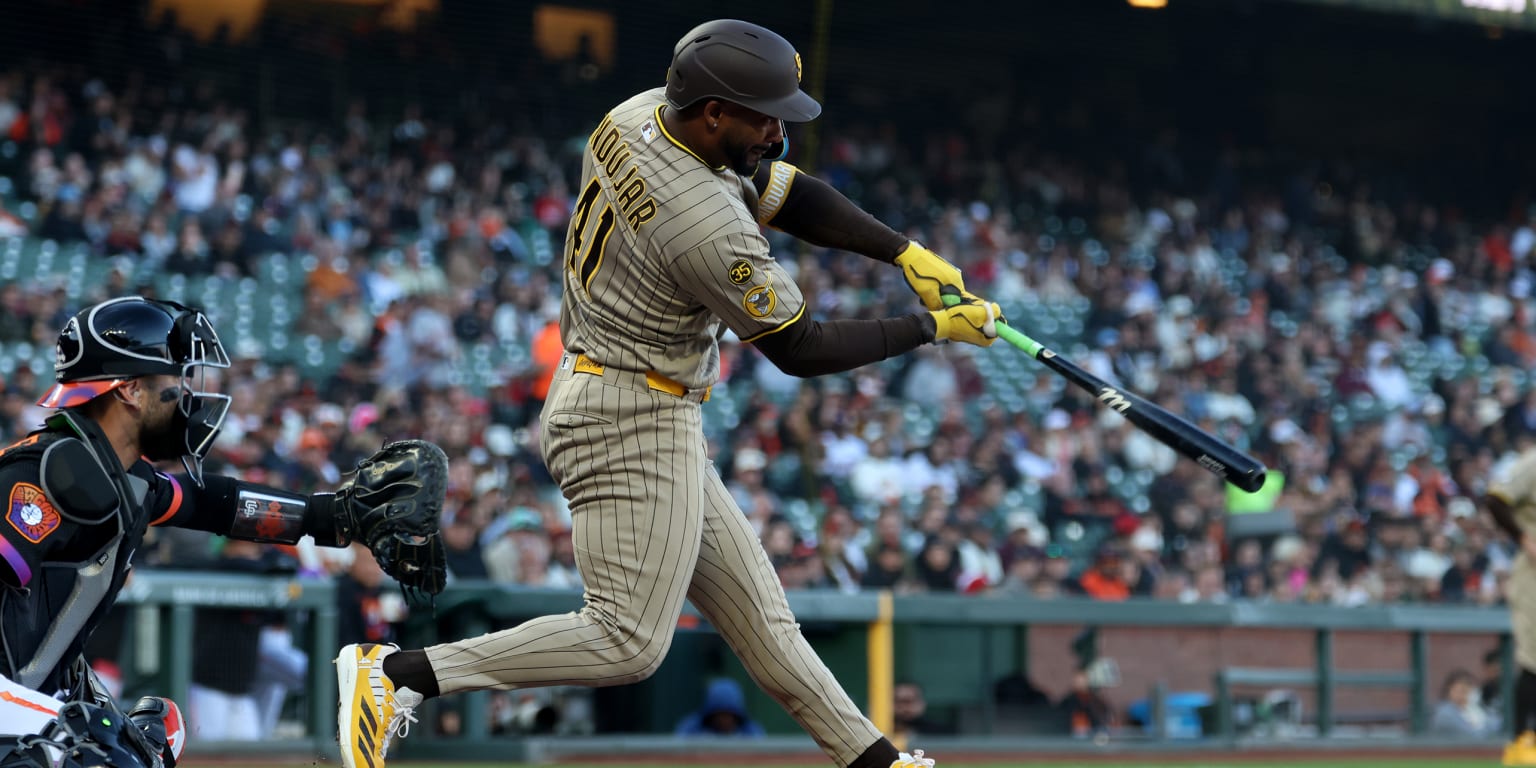 Padres tweak lineup, and mashing ensues