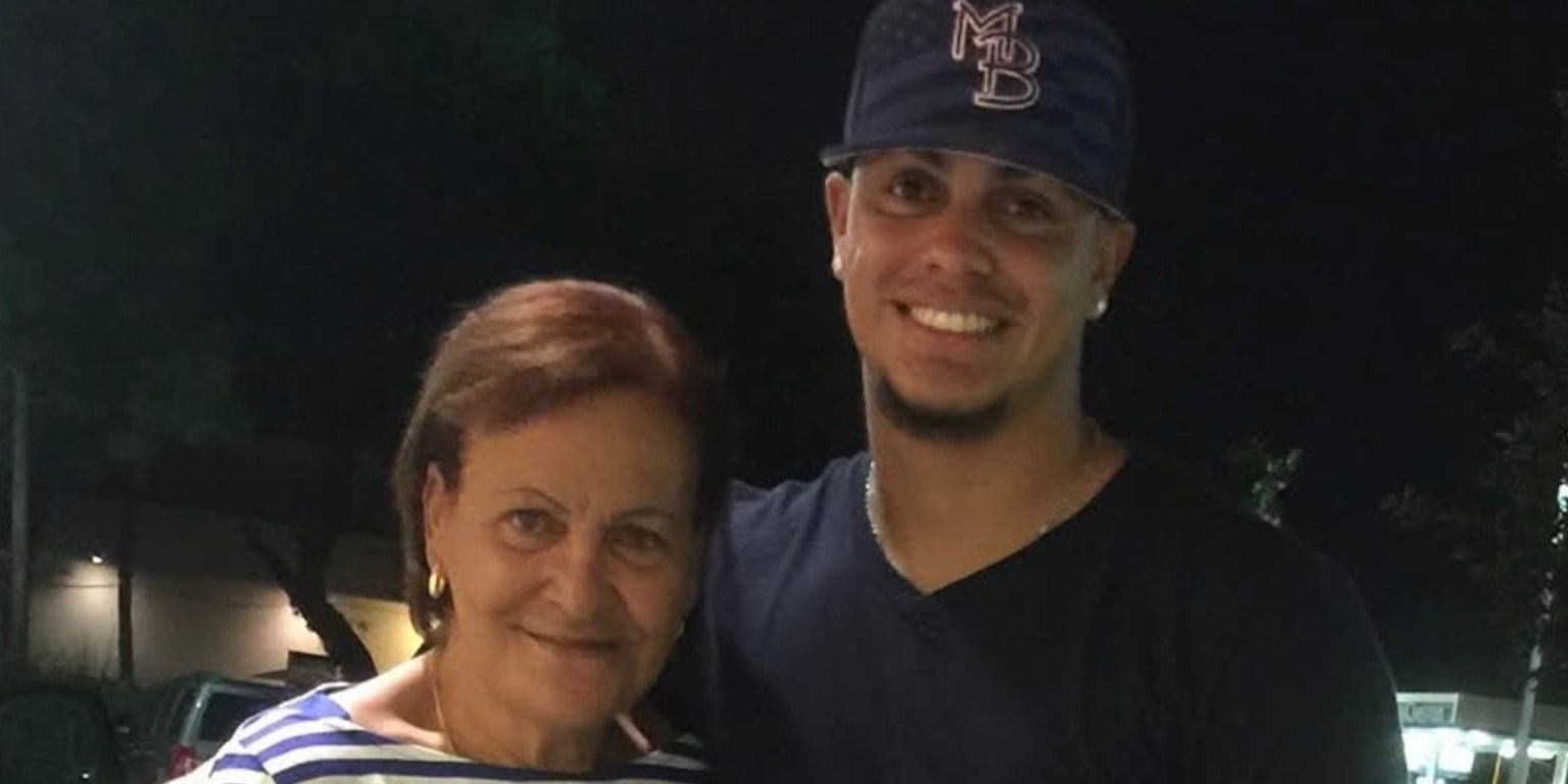 Cruz forever grateful for mom's encouraging words