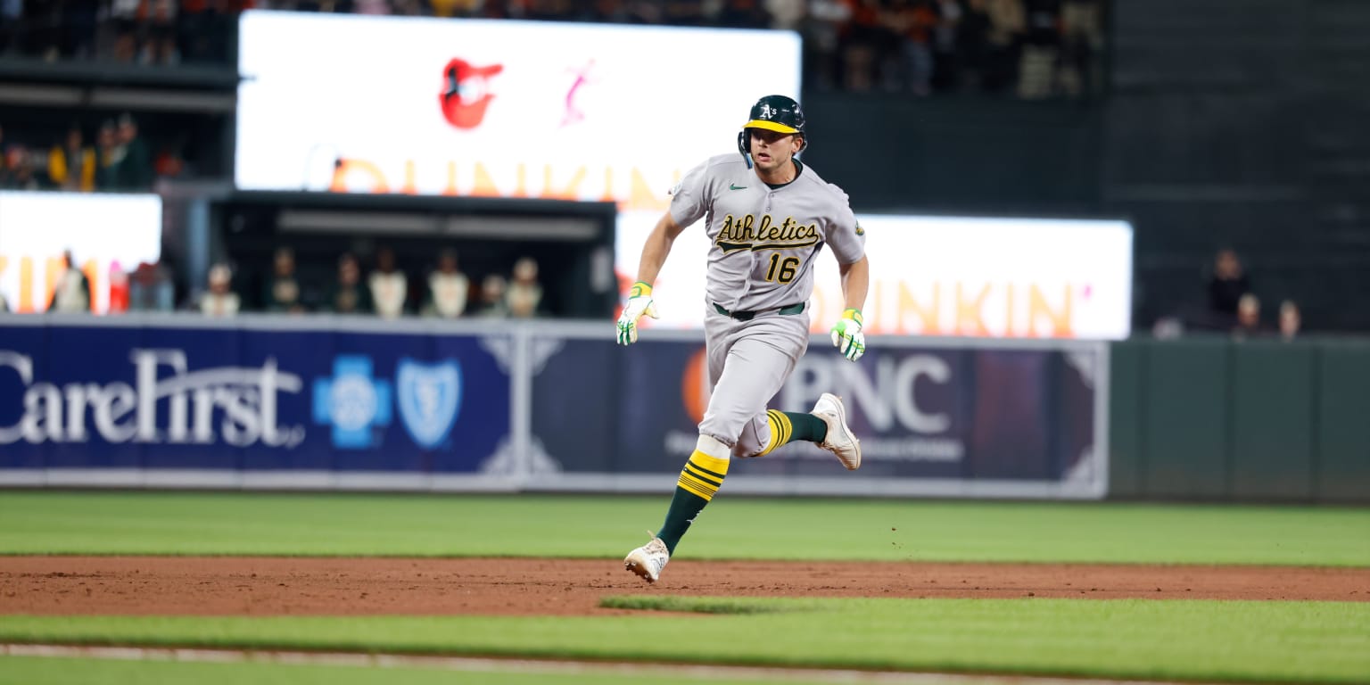 Kurtz's on-base streak continues to climb A's historic leaderboard