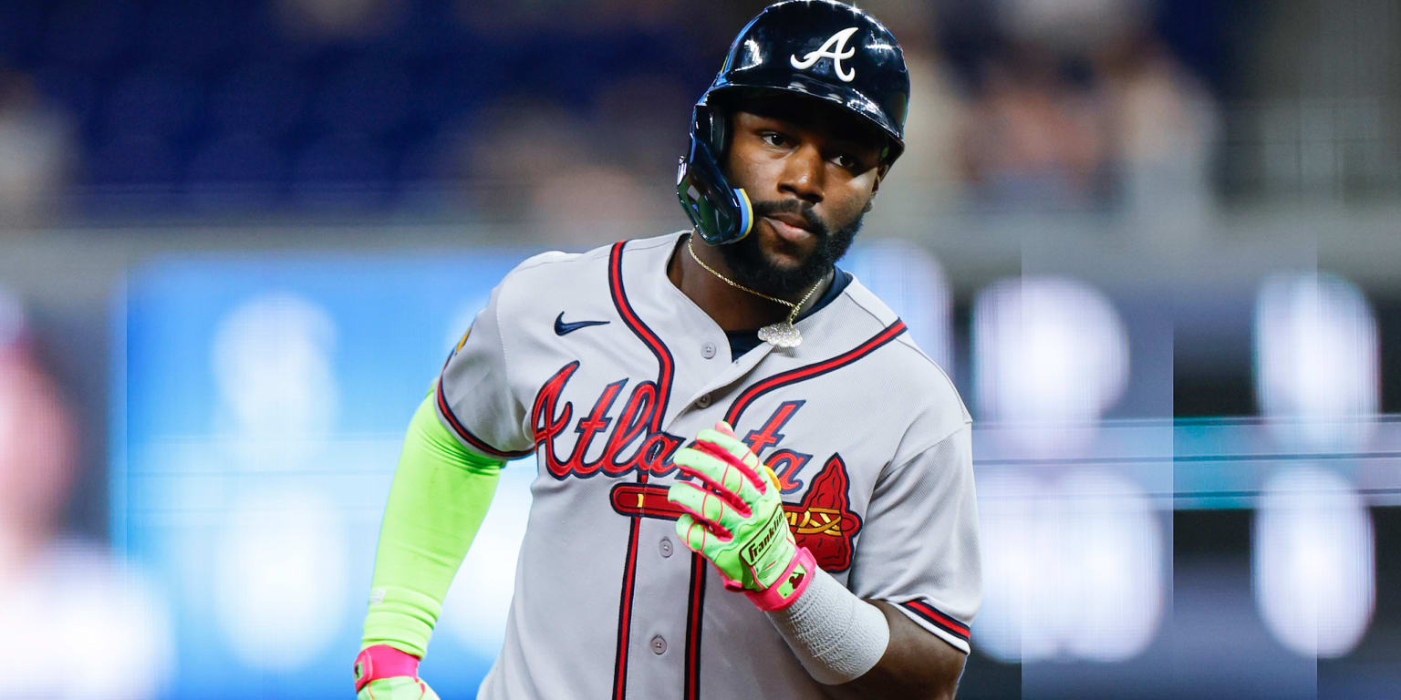 Harris inspires déjà vu with nearly identical HRs in Miami