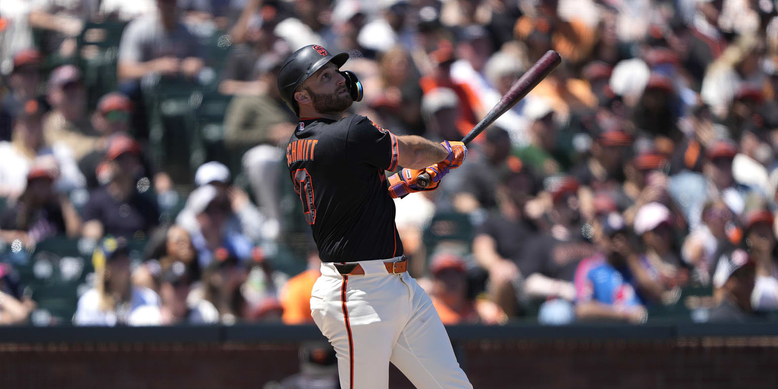 Carried by big blasts, Giants feel things swinging their way