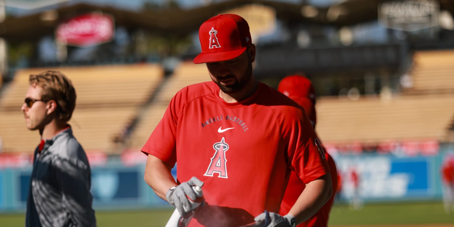 Schanuel rejoins Angels as Soler (oblique) heads to IL