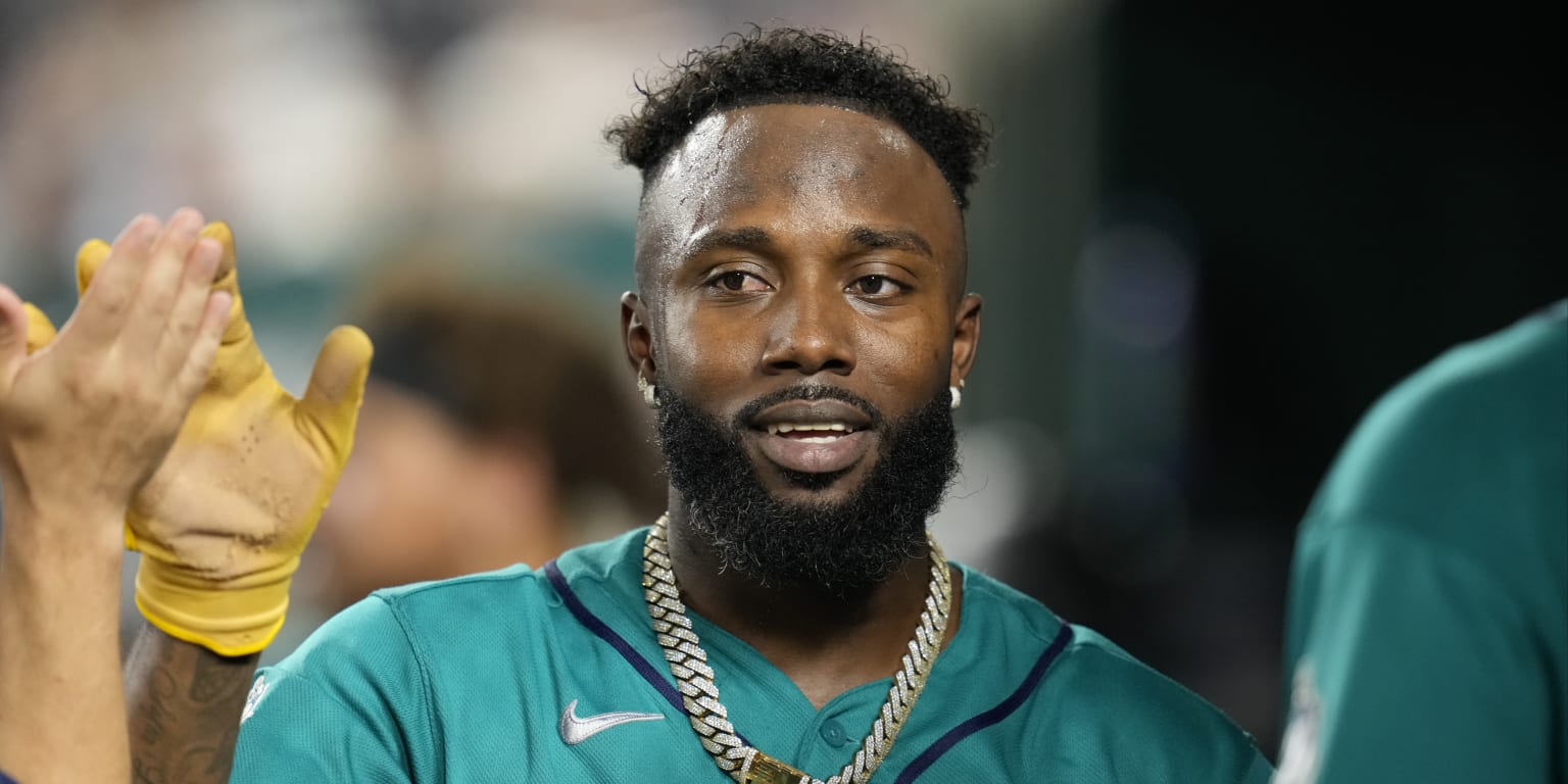 Arozarena (hamstring) day to day as Mariners appear to avoid (another) serious injury