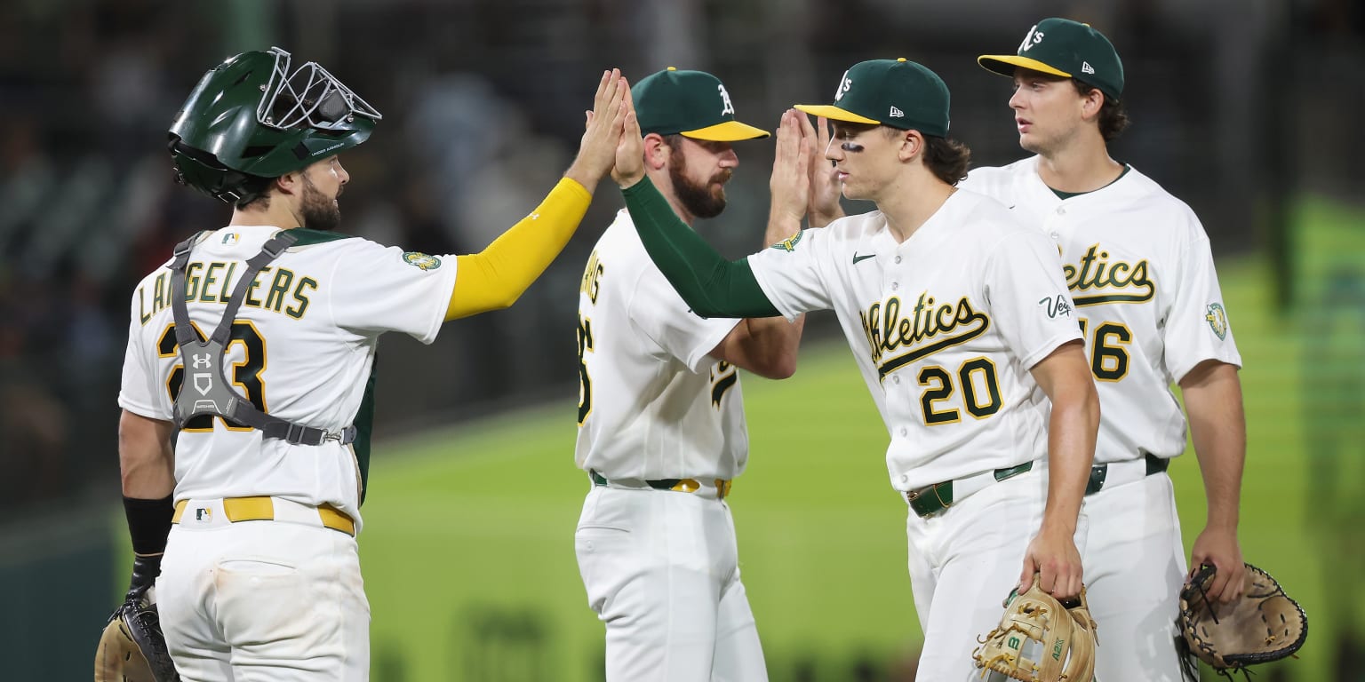 Kurtz or Shea for Team MVP? Handing out first-half A's awards