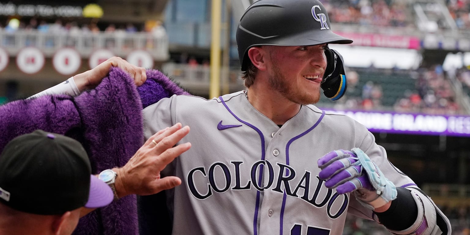 Goodman continues torrid stretch with 3-homer game