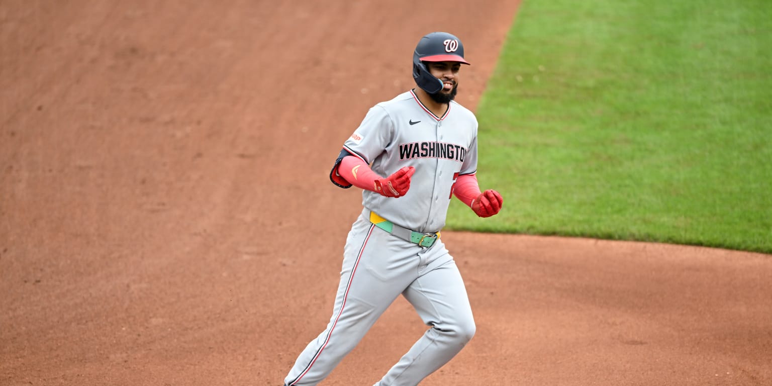 Plate discipline key to García Jr.'s success as he homers twice more vs. O's