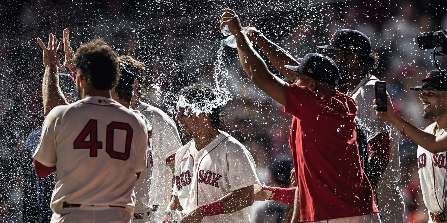 After Gray's no-hit bid, Red Sox need comeback for 4-game sweep of Yankees