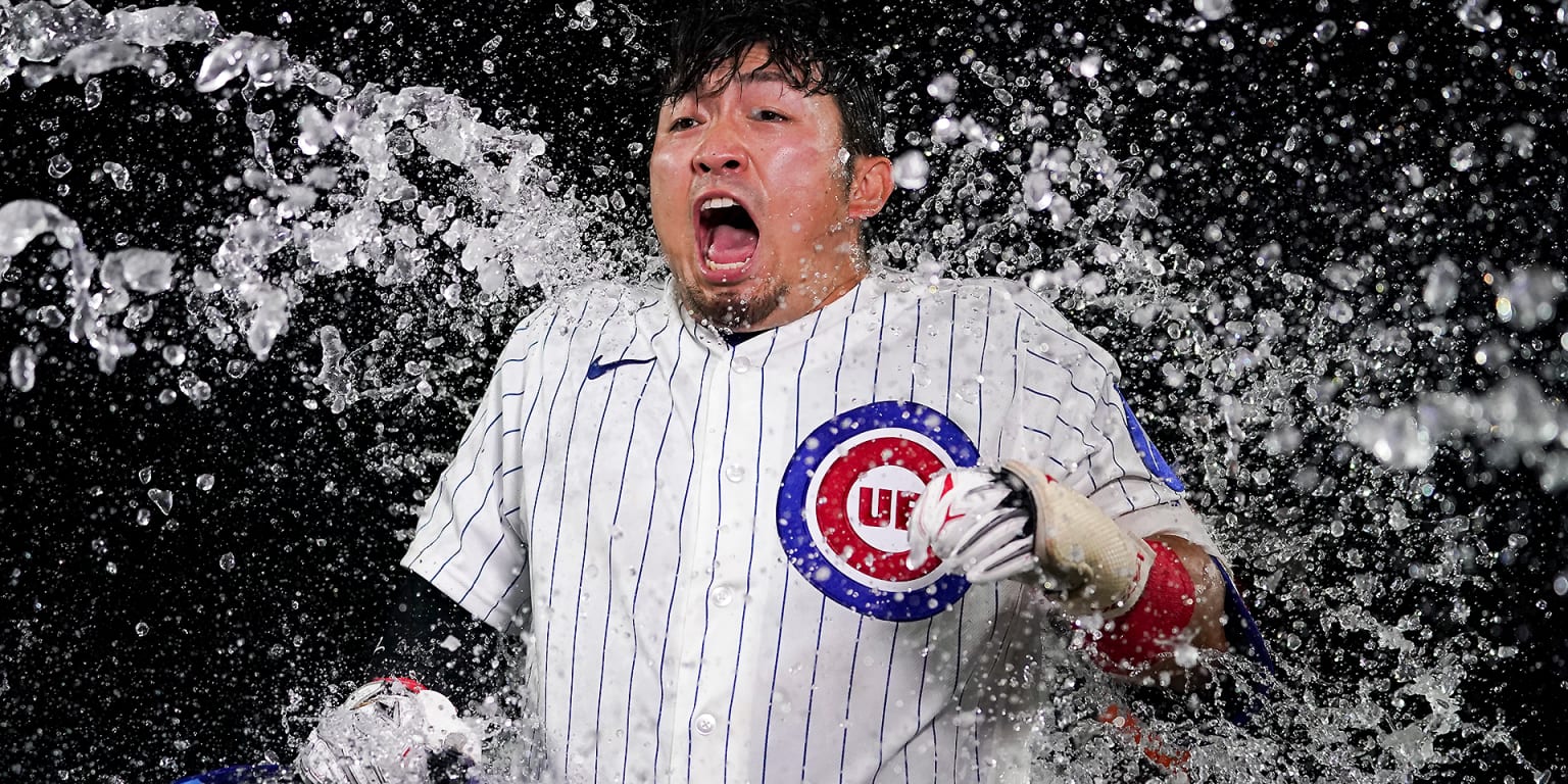 Facing baseball's most dominant closer, Suzuki delivers Cubs' MLB-best 10th walk-off