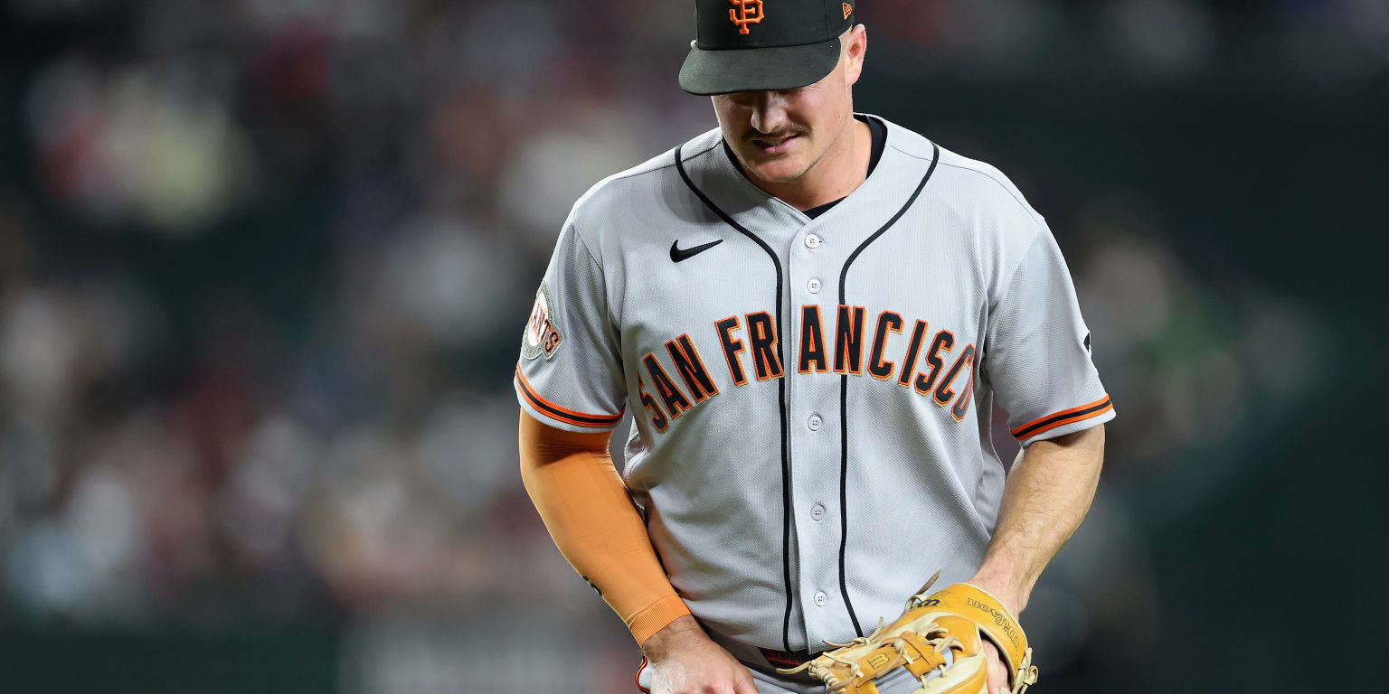 Chapman exits with injury against D-backs; Arraez takes over at 3B